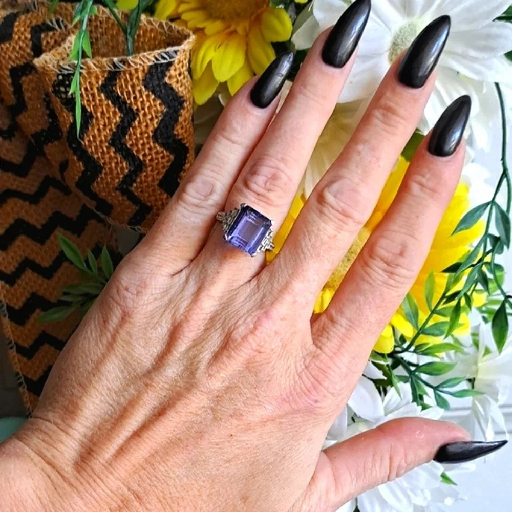 Natural Color Change Fluorite & White Topaz Ring. - Picture 9 of 9